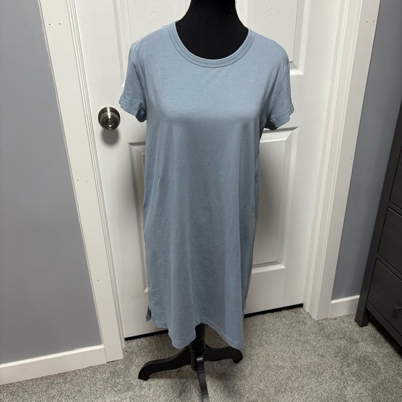 Lululemon Day Tripper Dress - Picture 3 of 7